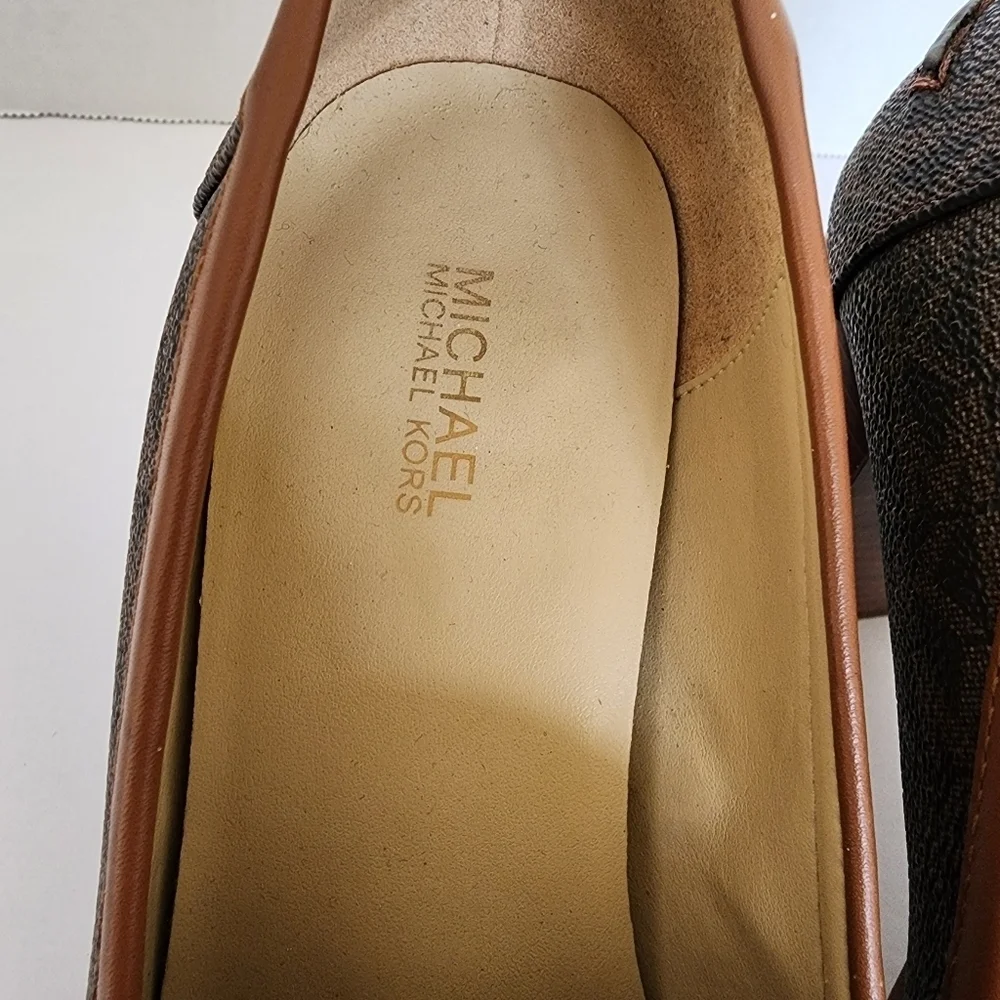 Michael Kors “Jackie” Monogram Canvas & Leather Block-Heel Loafer Size 7.5 M